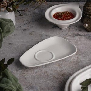 Блюдце для бульоной чашки арт. 81200082, 18*9 см, P.L. Proff Cuisine